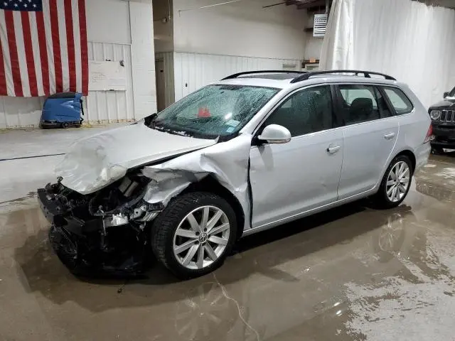 3VWPL7AJ2CM645818
