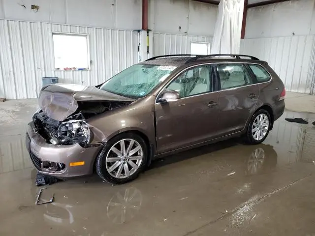 3VWPL7AJ3EM625077