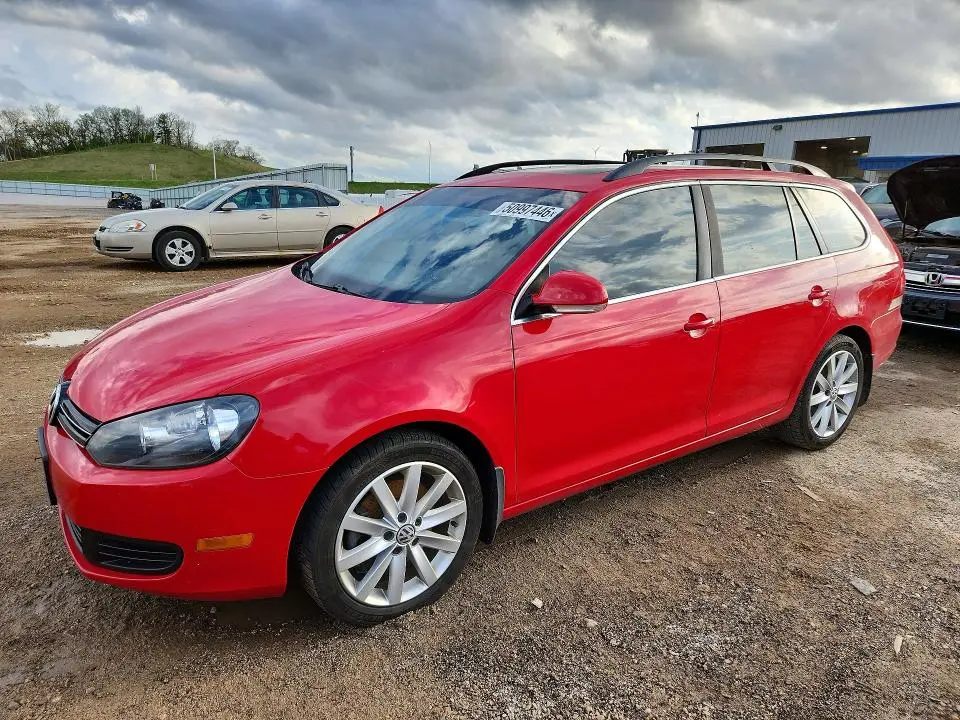 3VWPL7AJ5EM615831