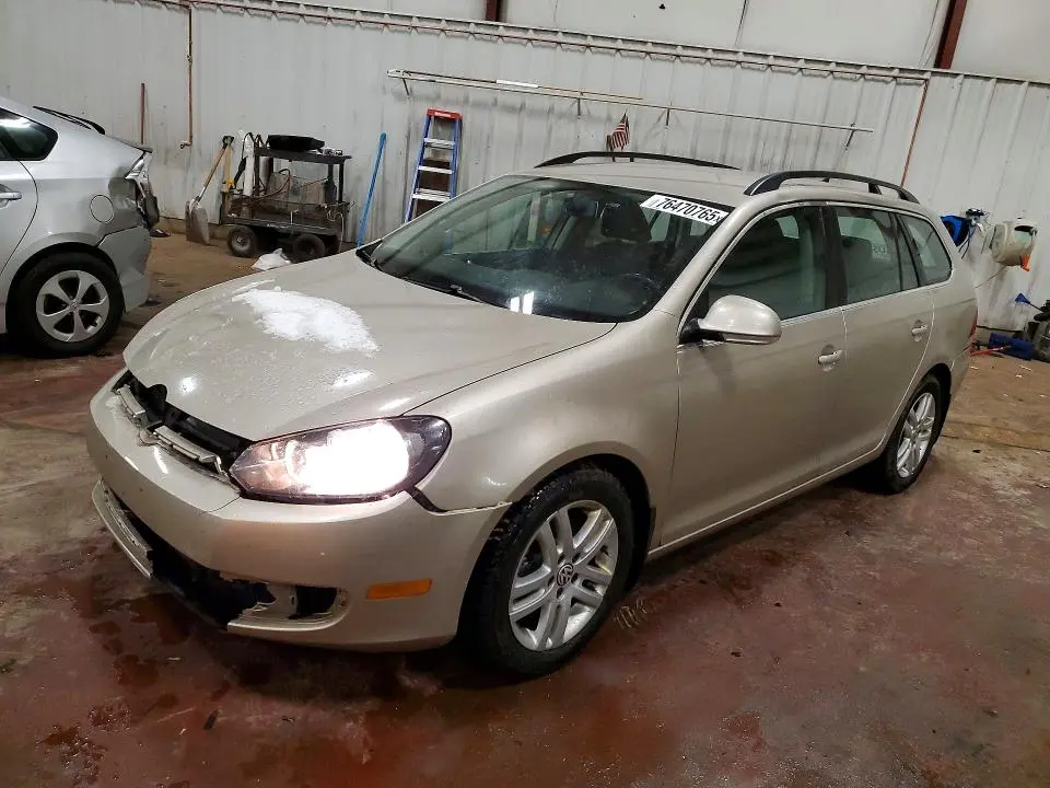 3VWPL7AJ7CM692049