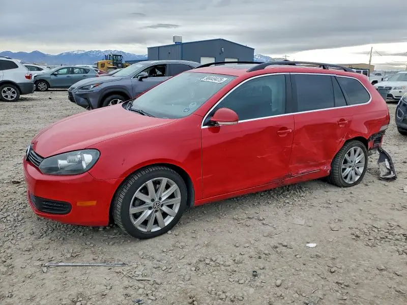 3VWPL7AJ8CM672201