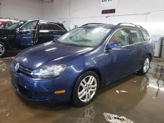 3VWPL7AJ8CM691962