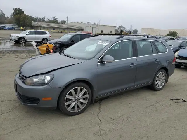 3VWPL7AJ8CM697924