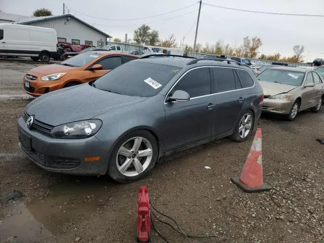 3VWPL7AJ9CM645623