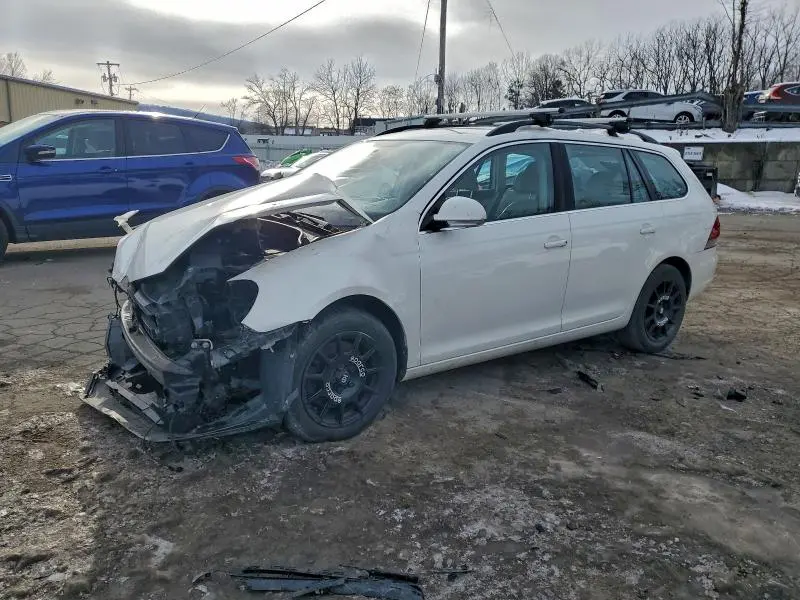 3VWPL7AJ9EM606811