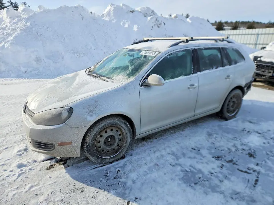3VWPX7AJ8CM684207
