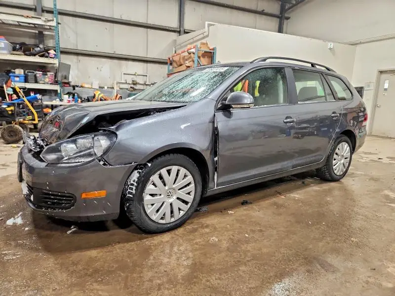 3VWPX7AJ8CM698933
