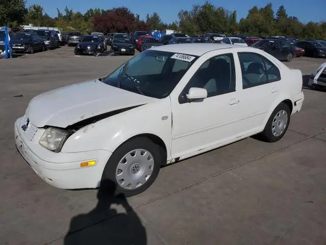 3VWRC29M5YM085584
