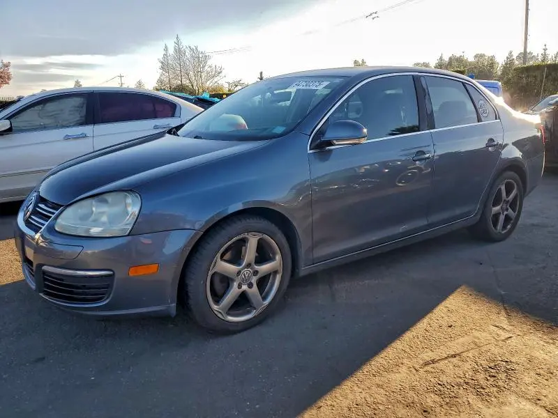 3VWRZ81K58M040754