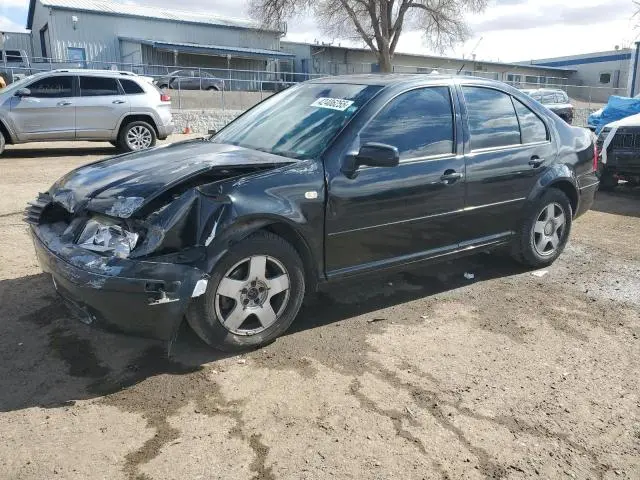3VWSF29MXYM137106