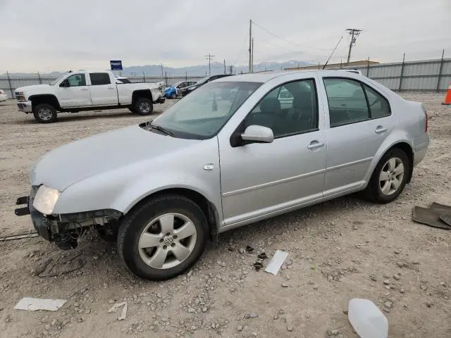 3VWSK69MX4M094450