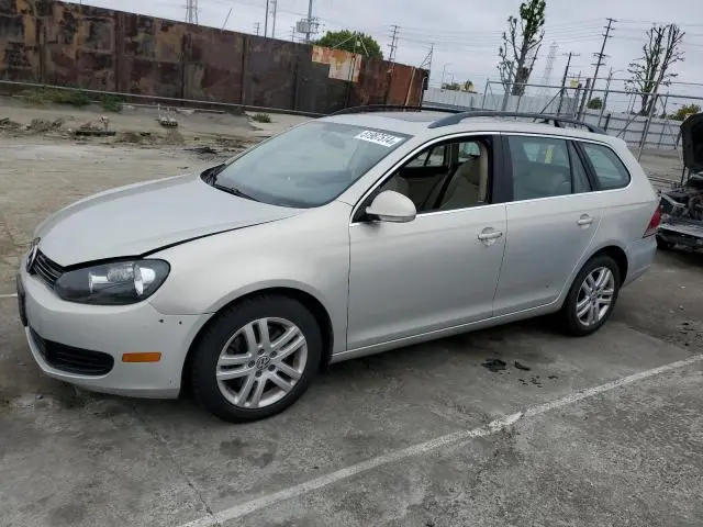 3VWTL8AJ4AM649225