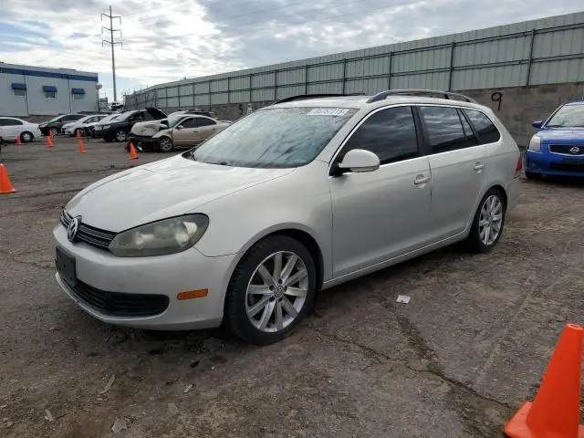 3VWTL8AJ8AM612422