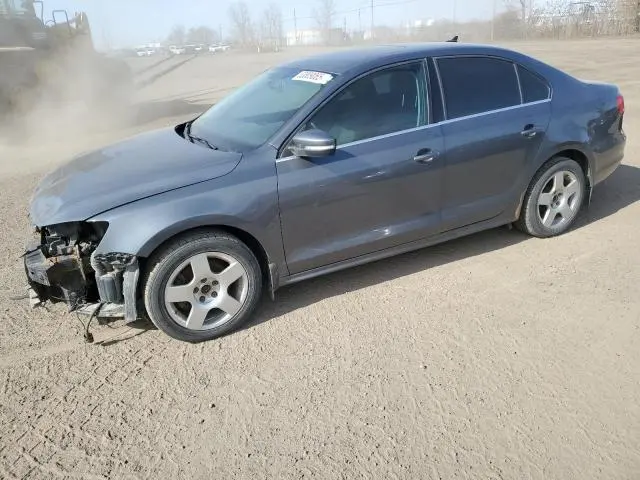 3VWWA7AJ8FM294807