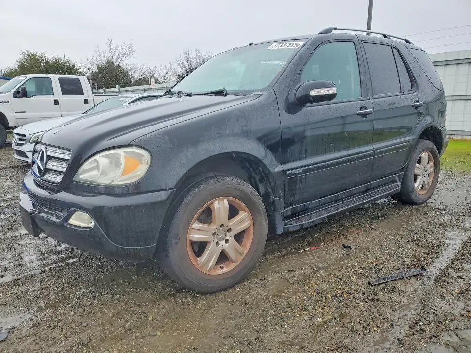 4JGAB57E25A520131