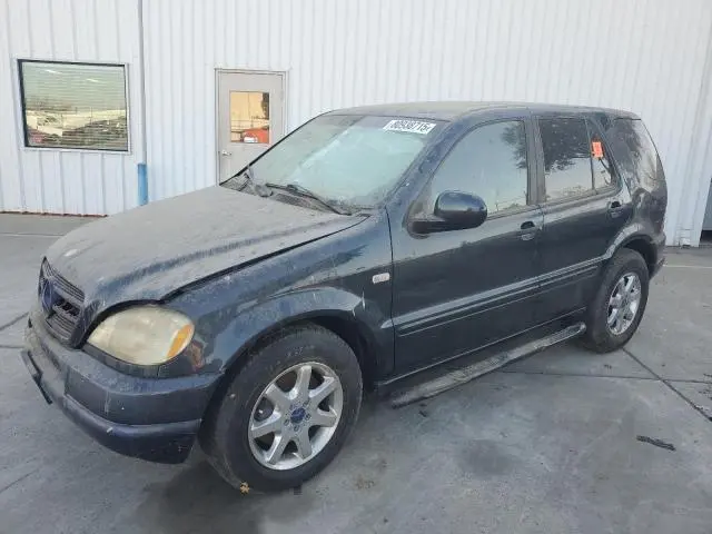 4JGAB72E5YA213009