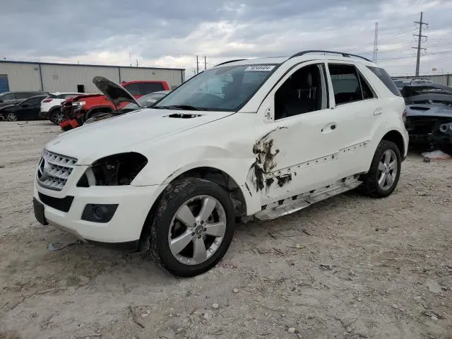 4JGBB8GB1AA535015