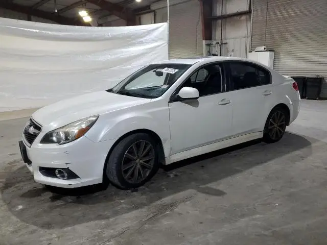 4S3BMBG63D3040127