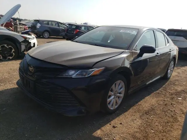 4T1B11HK5KU204026