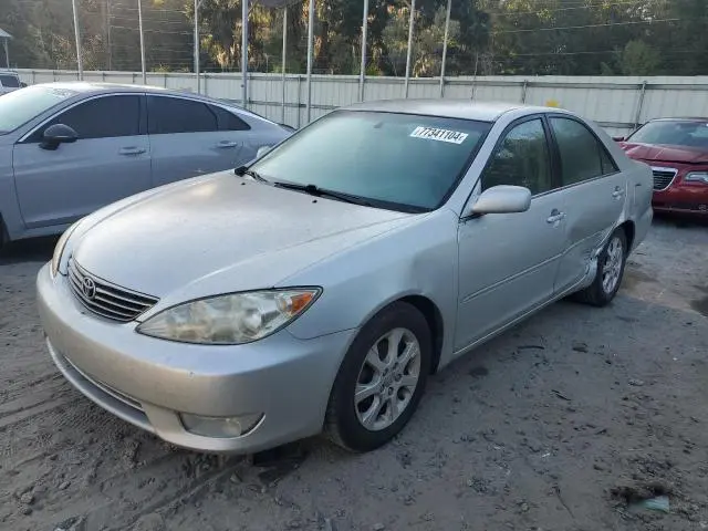 4T1BE30K05U960184