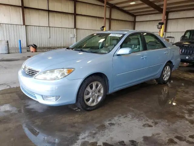 4T1BE30K15U972005