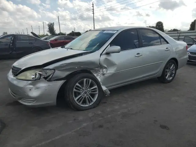 4T1BE32K03U209998