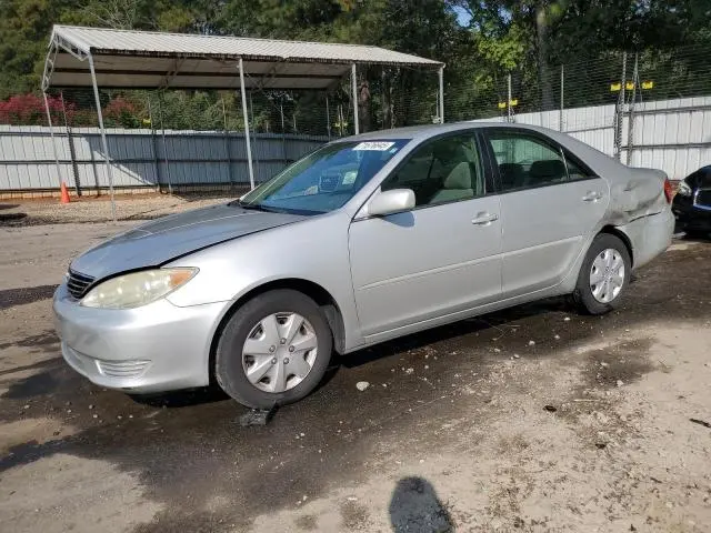 4T1BE32K05U064075