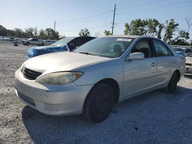 4T1BE32K05U602211
