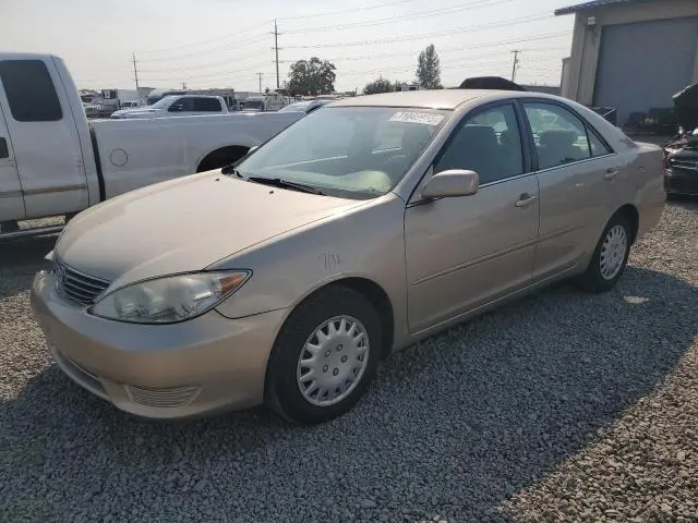 4T1BE32K05U983820