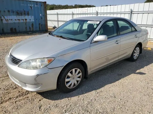 4T1BE32K06U154585