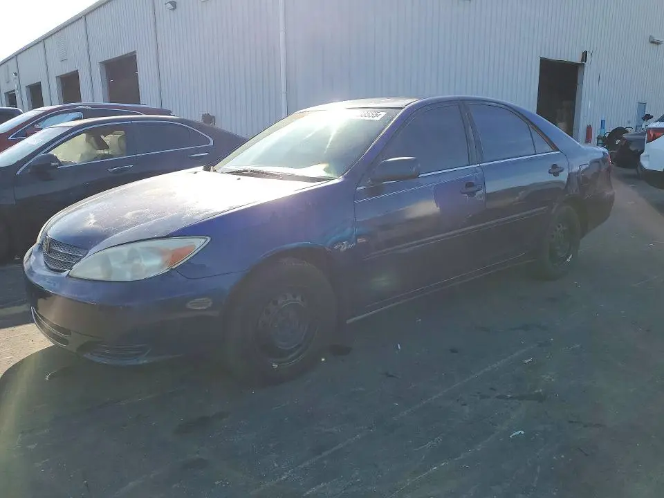 4T1BE32K12U557517