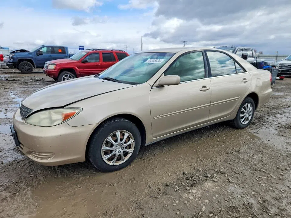 4T1BE32K12U599346