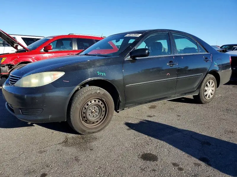 4T1BE32K15U418721