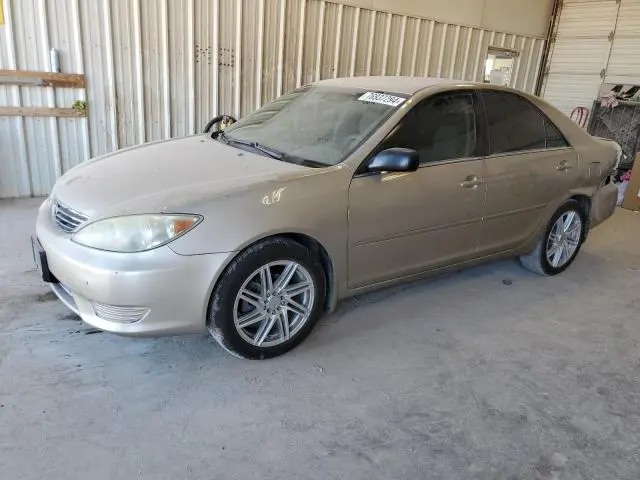 4T1BE32K15U564634