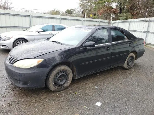 4T1BE32K15U607675