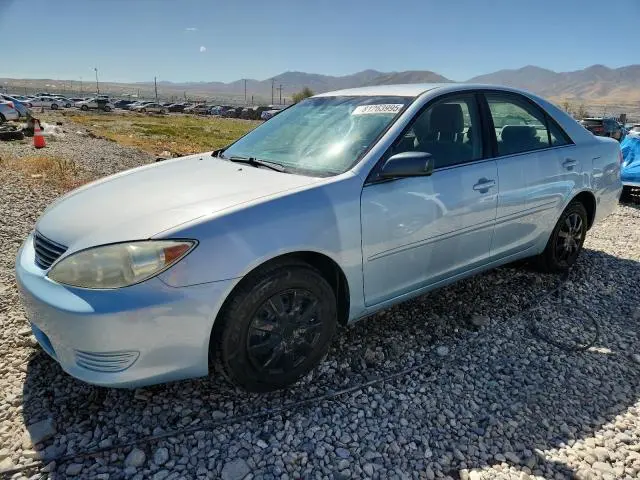 4T1BE32K15U611306