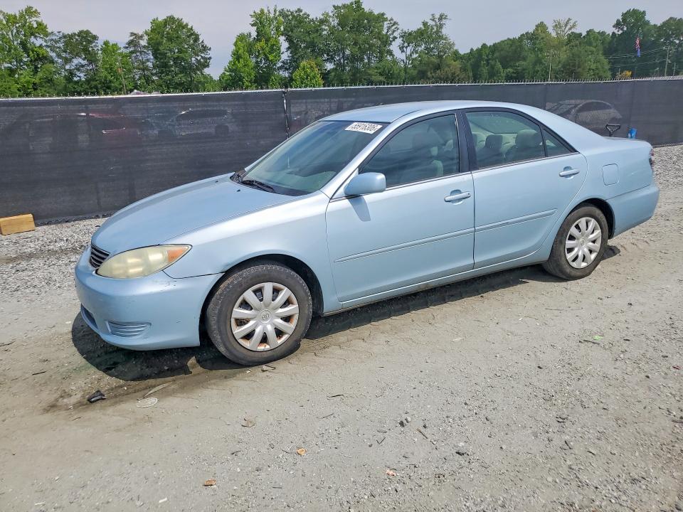 4T1BE32K15U989786
