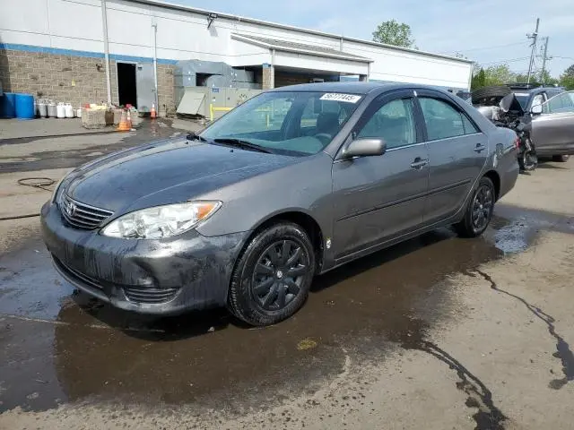 4T1BE32K15U993403