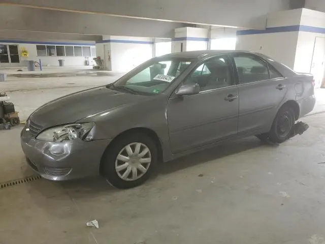 4T1BE32K16U655873