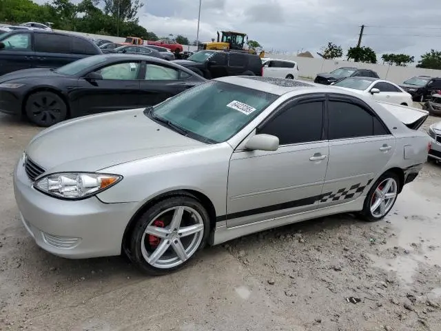 4T1BE32K25U629569