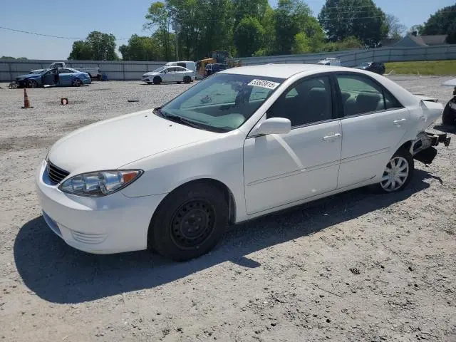 4T1BE32K35U006235
