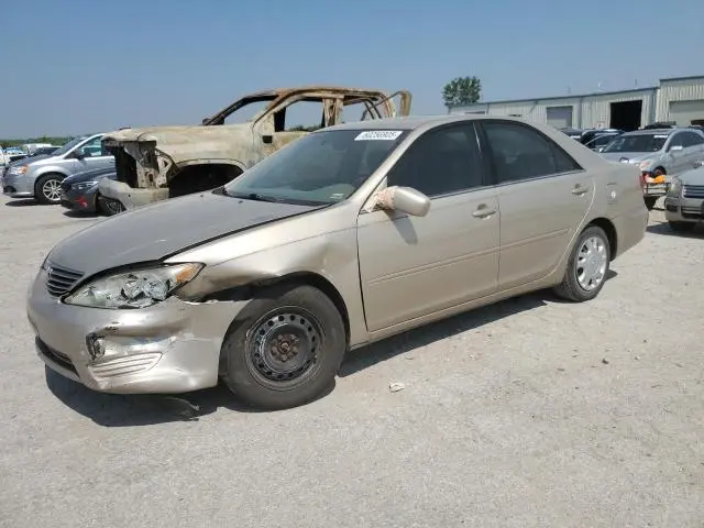 4T1BE32K35U012200