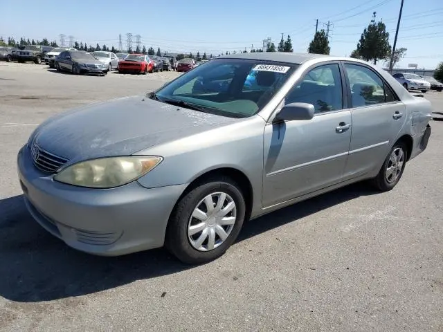 4T1BE32K35U518593