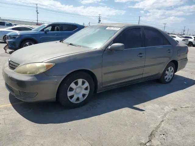 4T1BE32K35U521588
