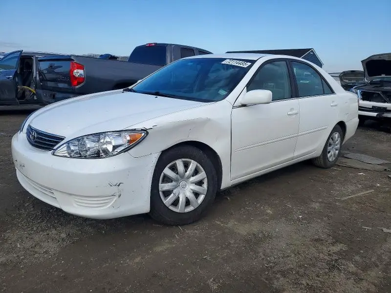 4T1BE32K35U599823