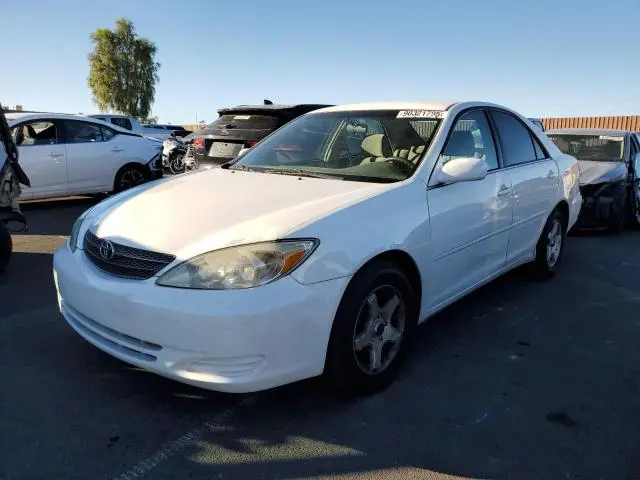 4T1BE32K52U095379
