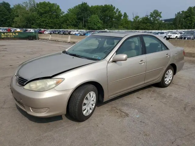 4T1BE32K55U387568