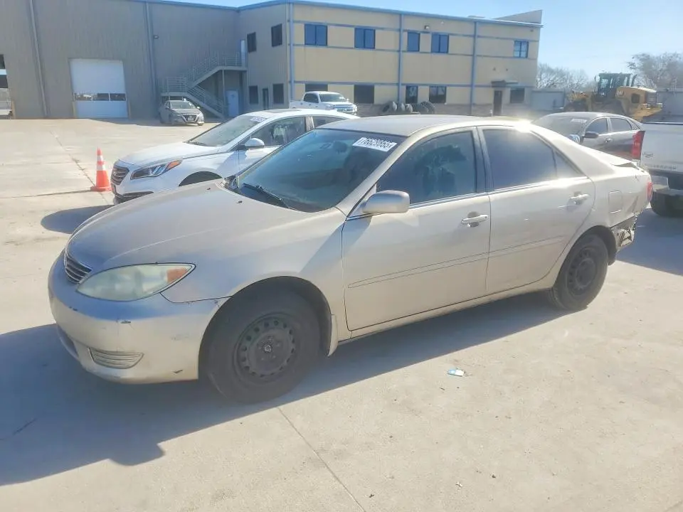 4T1BE32K55U995445
