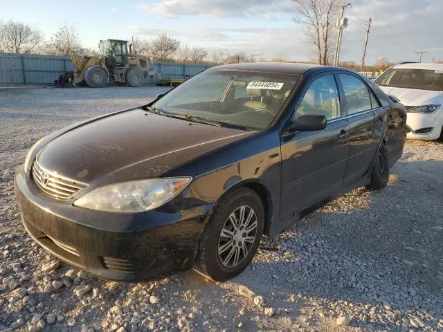 4T1BE32K56U158860