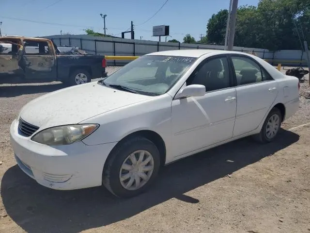 4T1BE32K75U387586